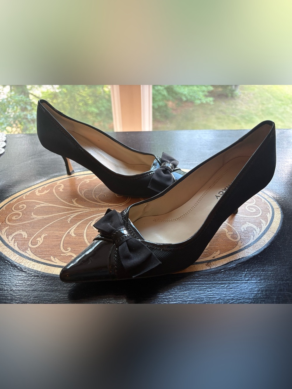Ellen Tracy EVIE Black Pointed-Toe Bow Kitten Heels